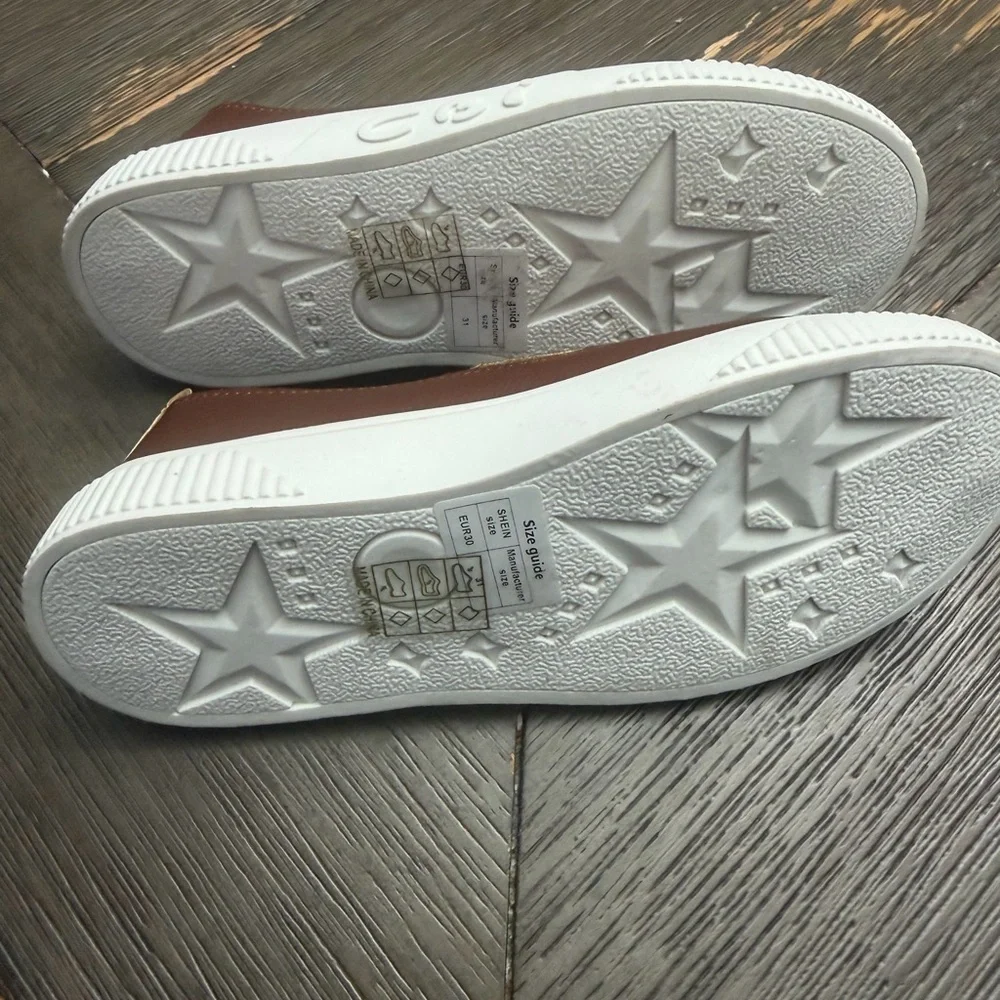 FASHION I LOVE YOUR SHOES casual slip-on loafers size 13(31) boys